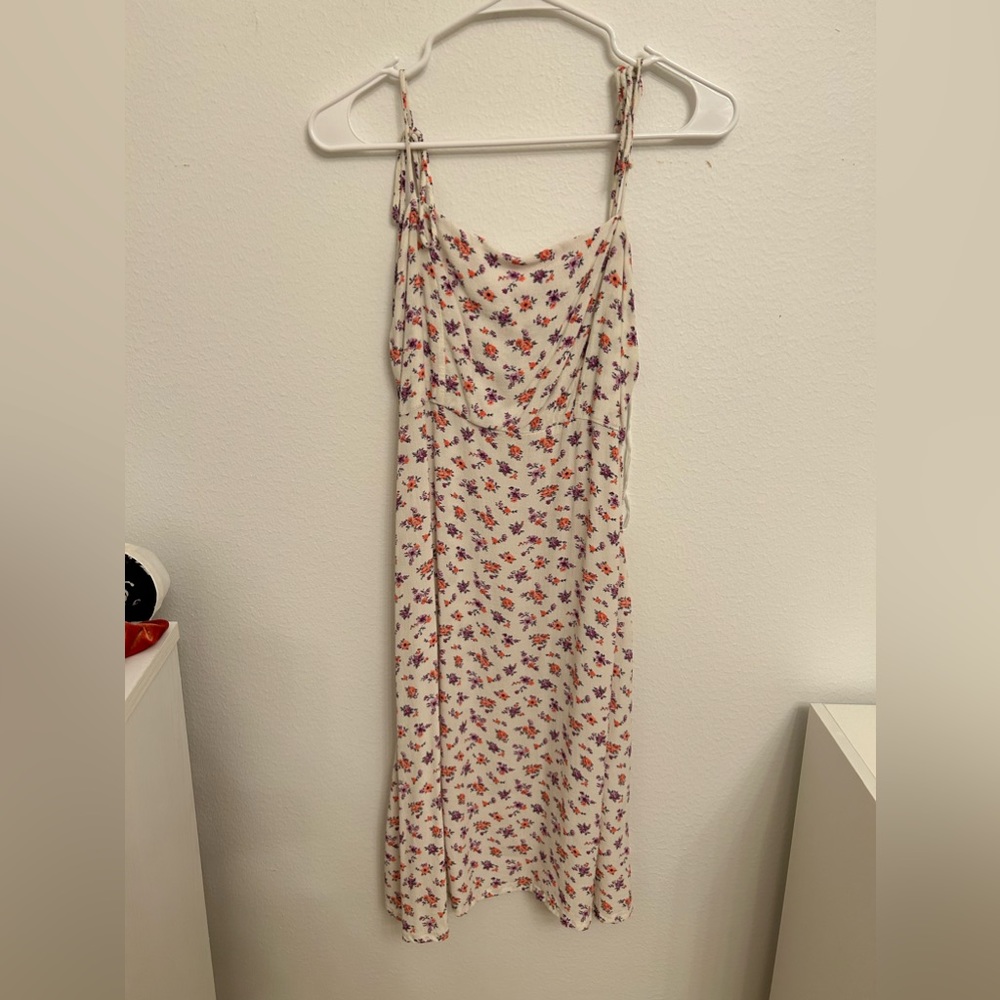Floral Urban Outfitters midi dress